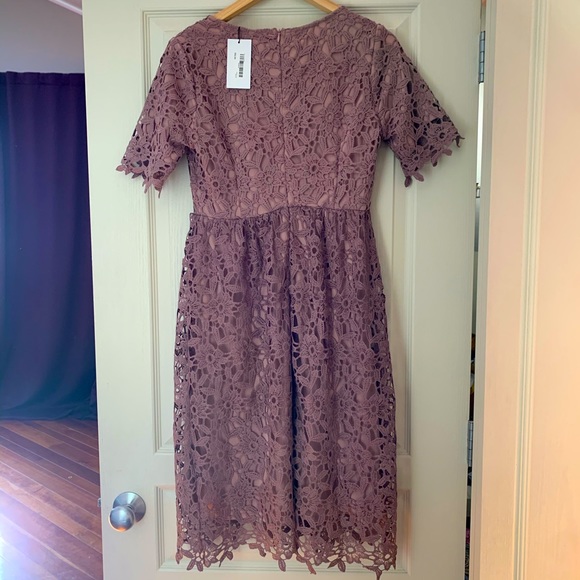 Wren and Ivory Lace Dress - Picture 2 of 3